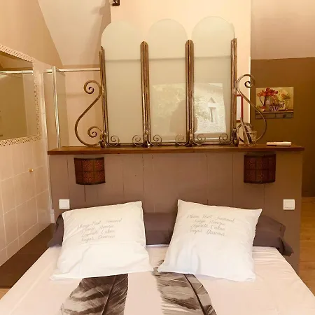 Bed & Breakfast La Maison Rouzies La Bastide-l'Eveque