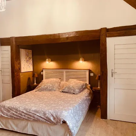 Bed & Breakfast La Maison Rouzies La Bastide-l'Eveque