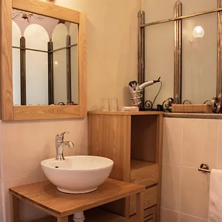 Bed & Breakfast La Maison Rouzies