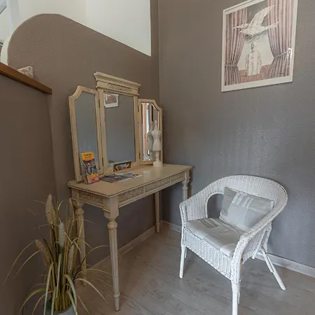 La Maison Rouzies 3*
